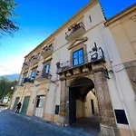 Cortile Umberto I Bed and breakfast Cefalú