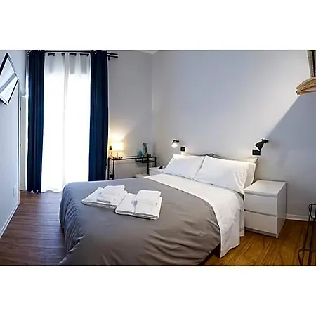 Bed & Breakfast Cortile Umberto I 4*