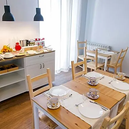 Cortile Umberto I Bed & Breakfast 4*