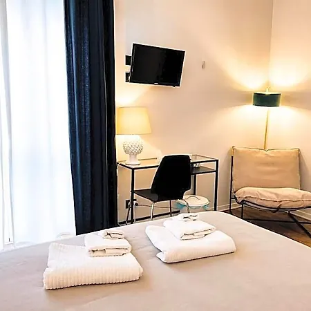 Cortile Umberto I Bed & Breakfast 4*