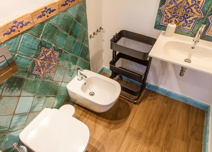 Oda ve Kahvaltı Cortile Umberto I