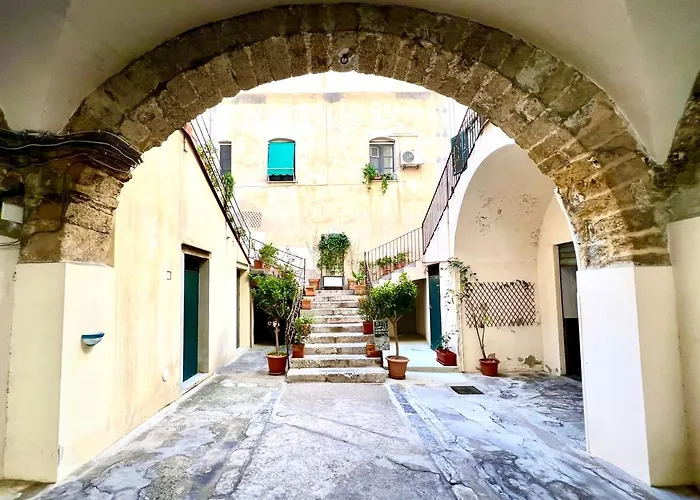 Oda ve Kahvaltı Cortile Umberto I